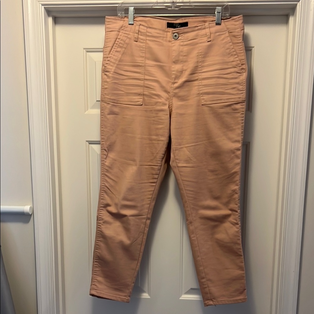 Peach/pink Cropped jeans/Pants